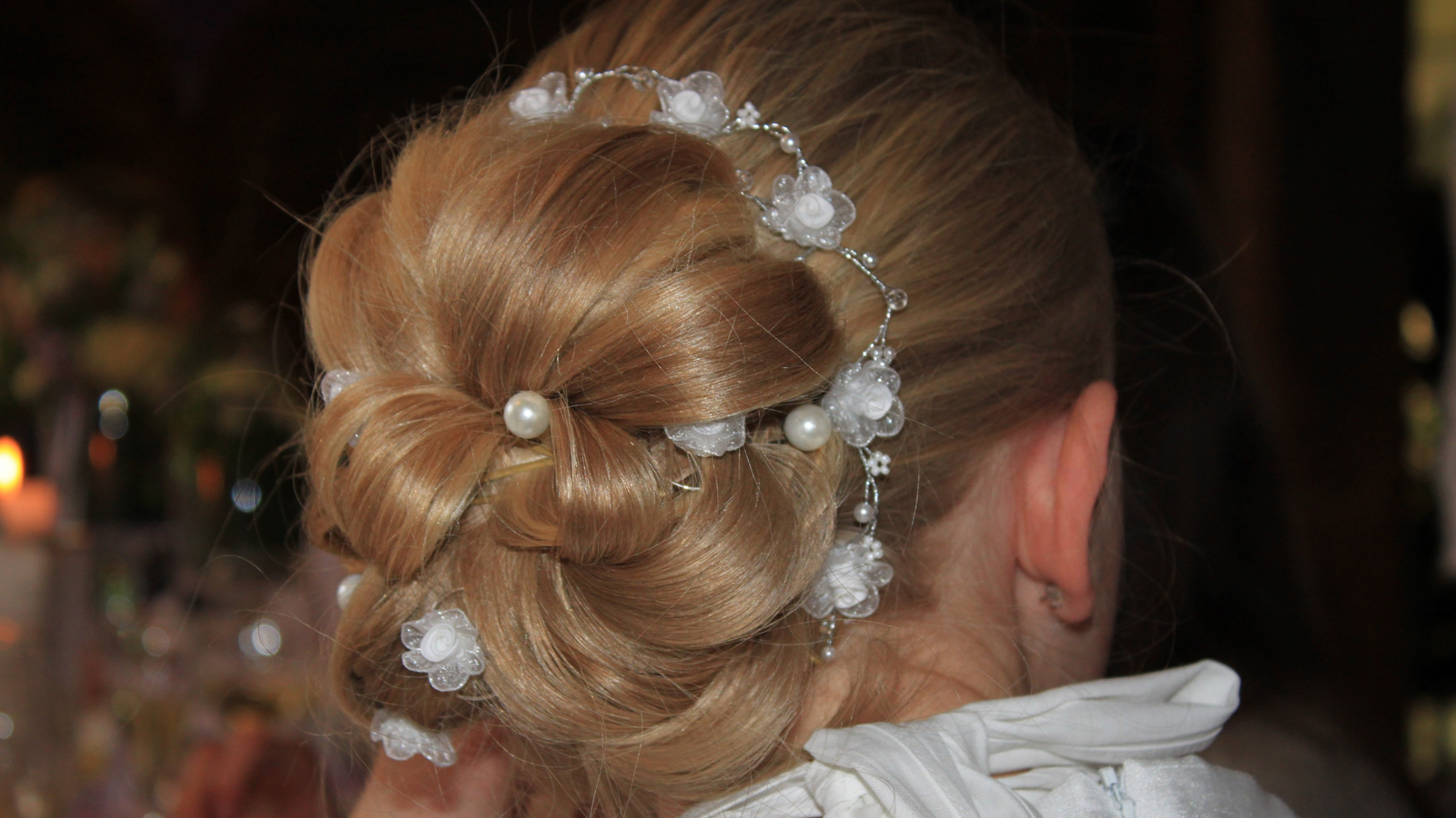 Soft Hollywood Waves Bridal Hair - Brittany Brown Beauty
